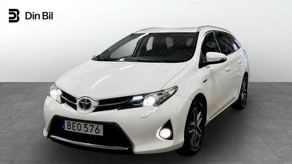 Toyota Auris Touring Sports Hybrid e-CVT - 2015