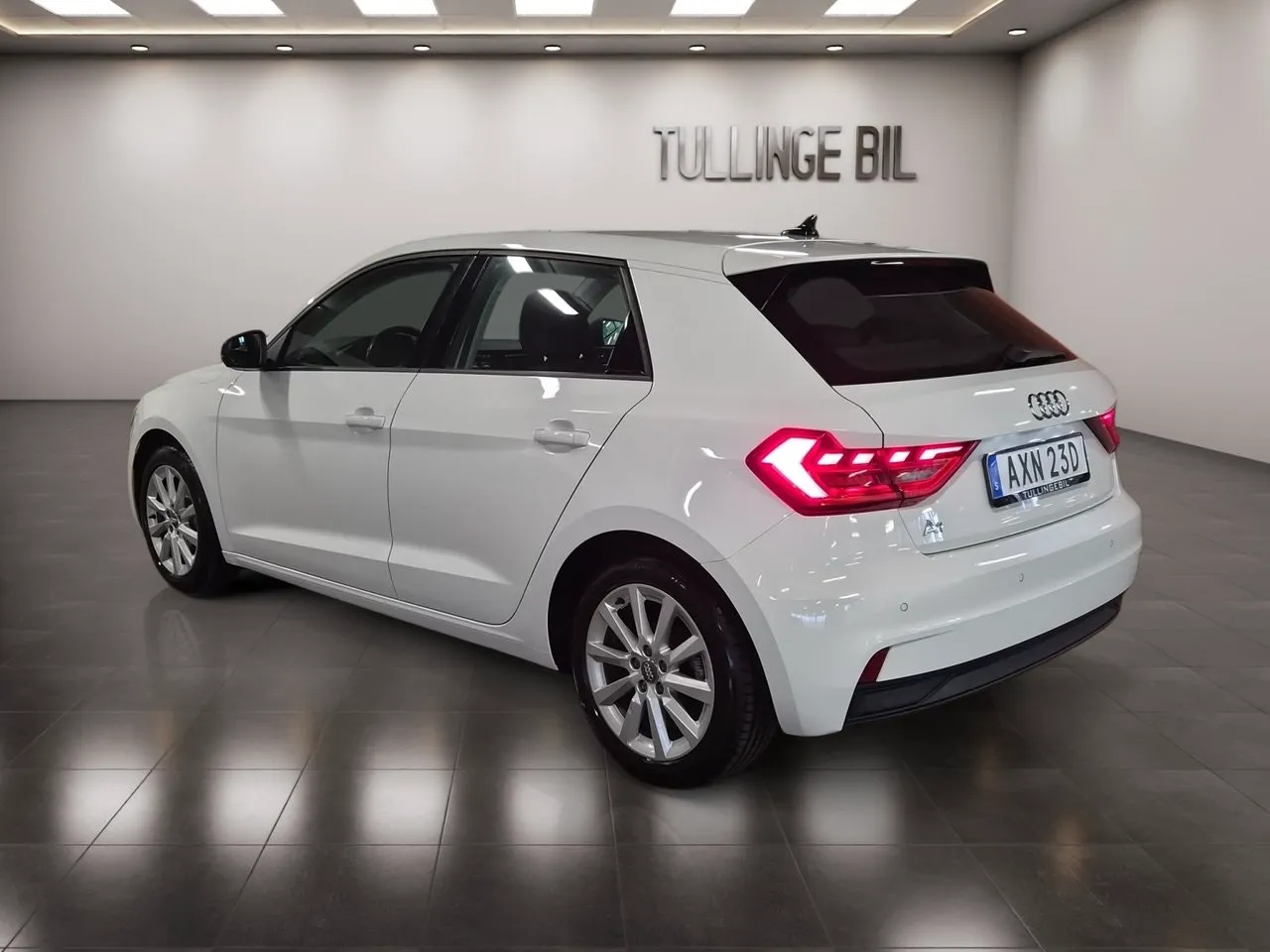 Vehicle image 2