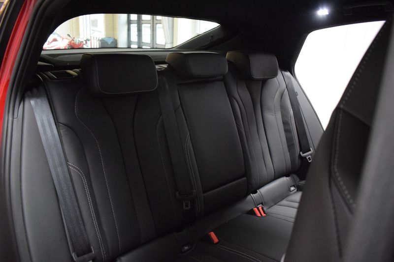 Skoda Enyaq bild 23