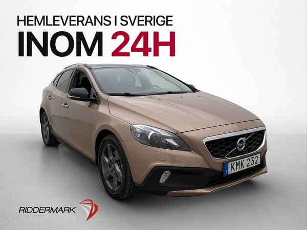 Volvo V40 Cross Country D4 Summum Panorama VOC Värmare Skinn - 2015