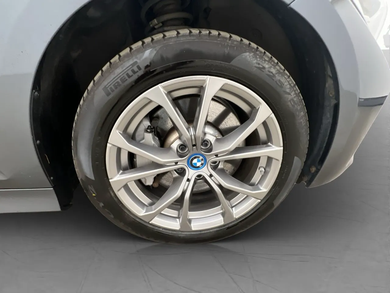 Vehicle image 36