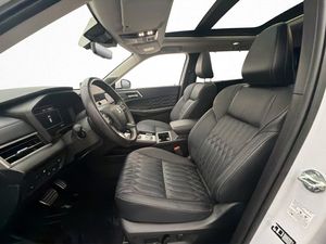 Mitsubishi Outlander bild 14