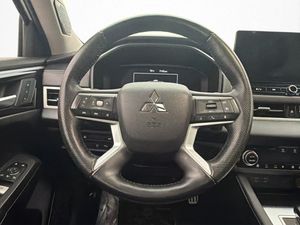 Mitsubishi Outlander bild 16