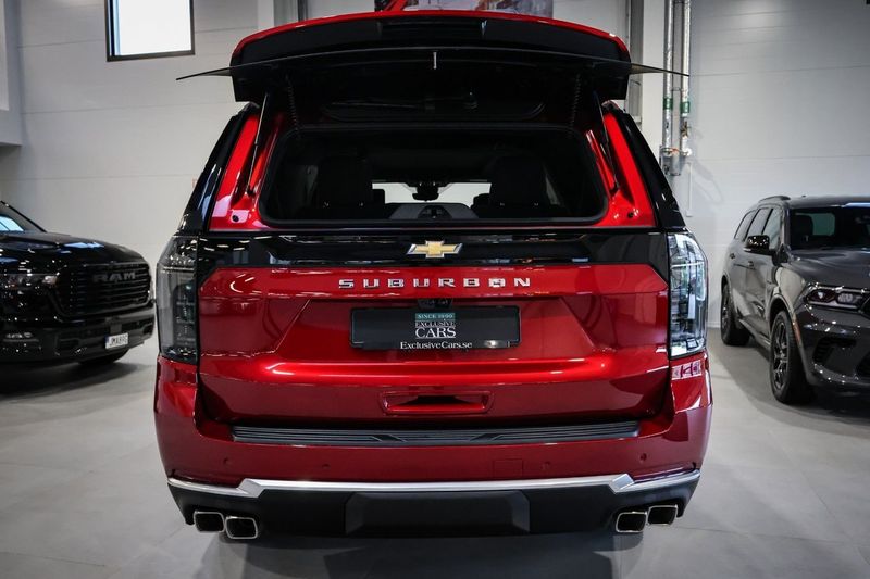Chevrolet Suburban bild 7
