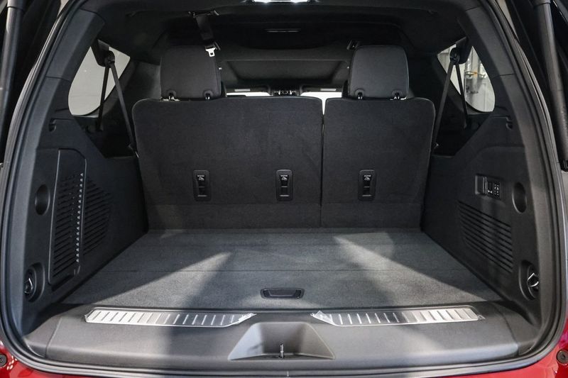Chevrolet Suburban bild 13