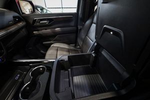 Chevrolet Suburban bild 38