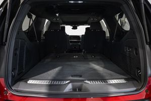 Chevrolet Suburban bild 14