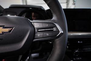 Chevrolet Suburban bild 33