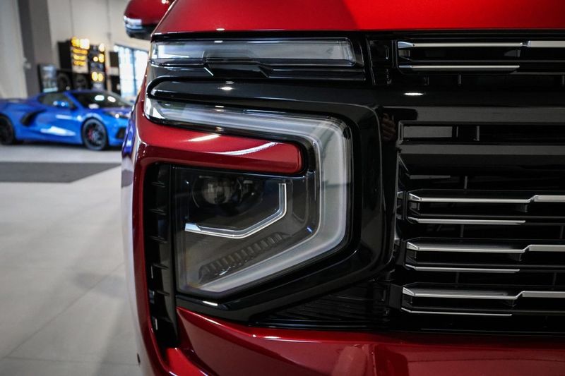 Chevrolet Suburban bild 8