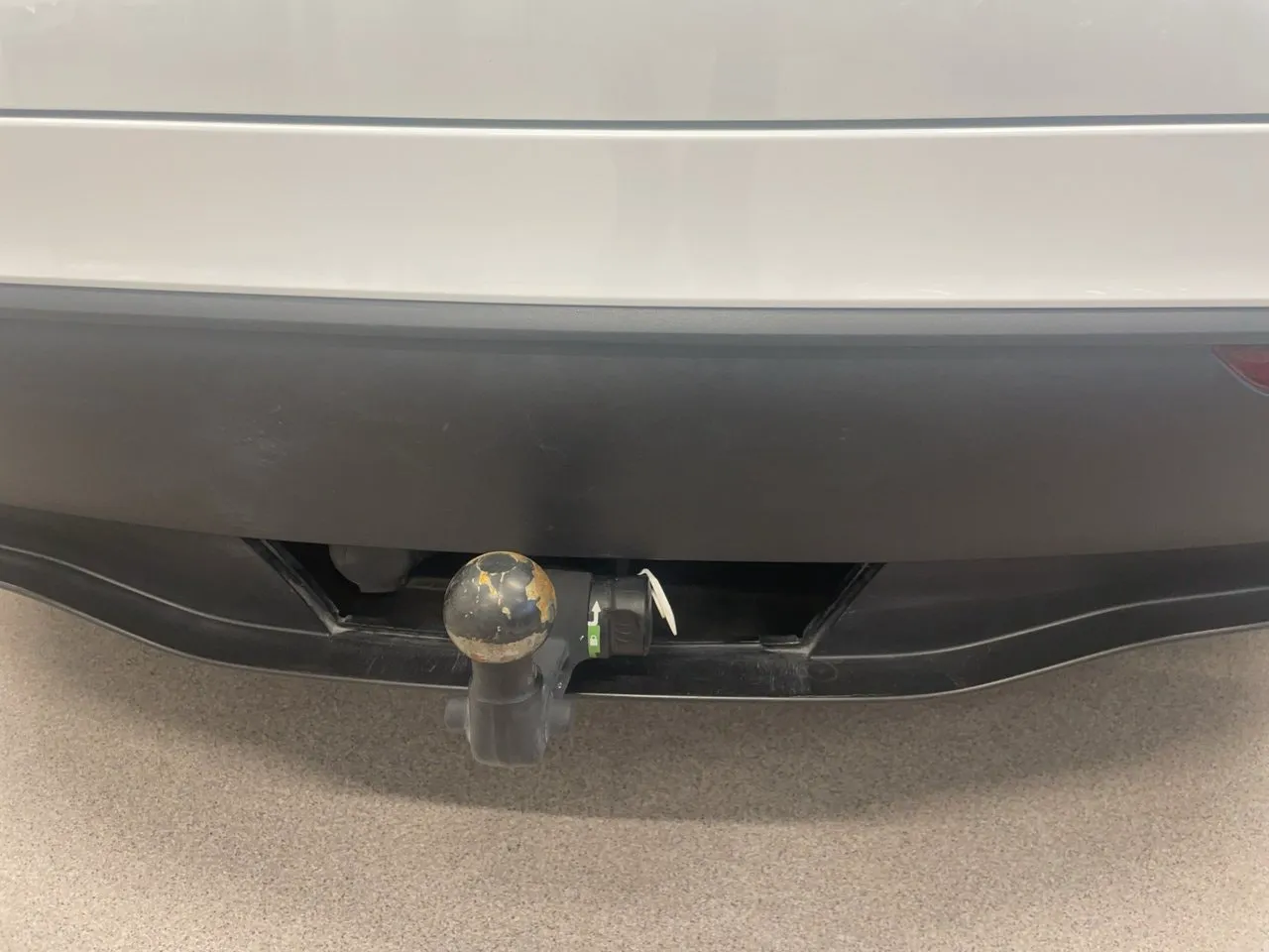 Tesla Model Y bild 16