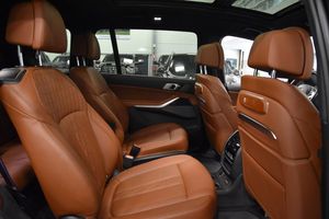BMW X7 bild 14