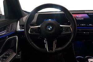 BMW X1 bild 9
