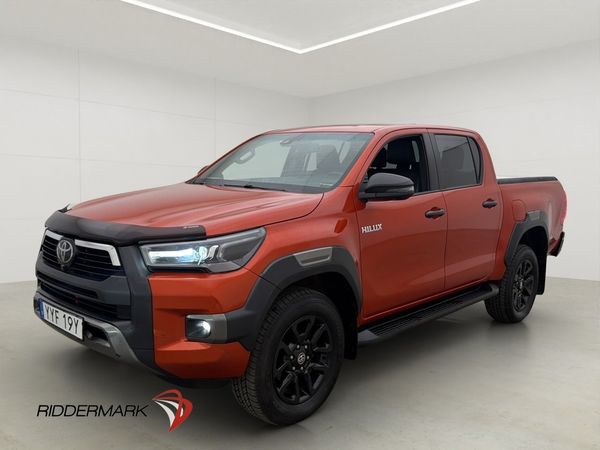 Toyota Hilux Invincible 2.4 AWD Dragkrok JBL Skinn Diff Moms - 2022