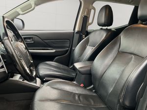 Mitsubishi L200 bild 14
