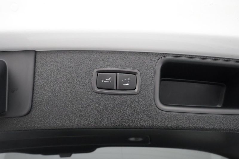 Porsche Macan bild 29