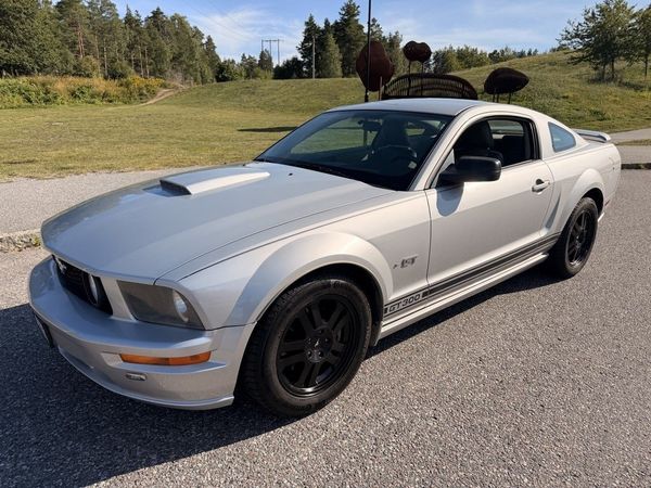 Ford Mustang GT - 2007