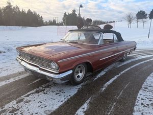 Ford Galaxie bild 1