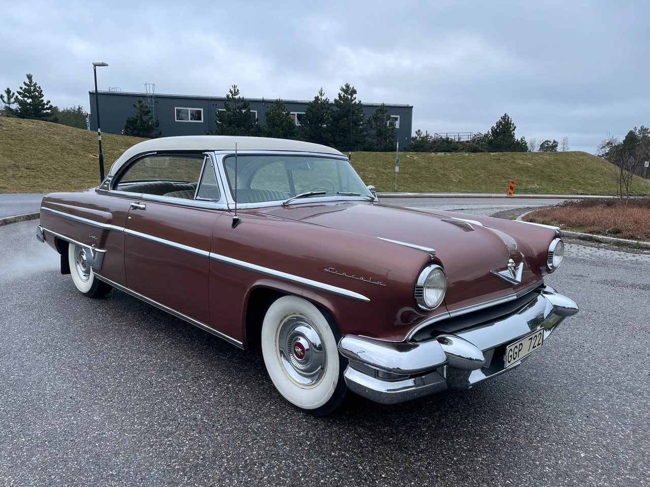 Lincoln Capri