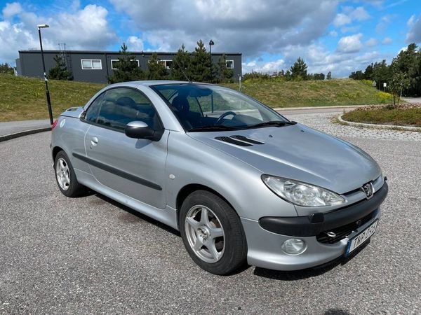 Peugeot 206 CC Cabriolet 2.0 136hk - 2003