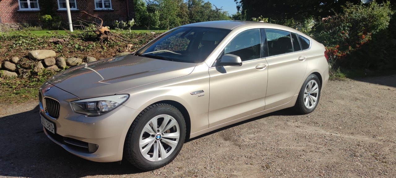 BMW 530