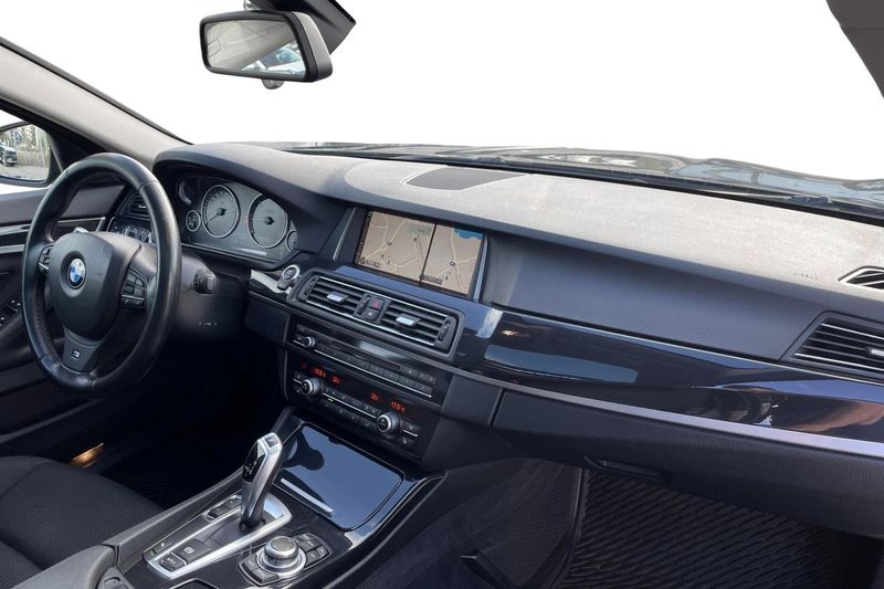 BMW 520 bild 16