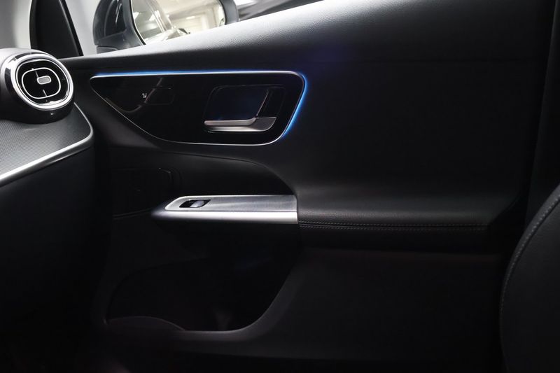 Mercedes GLC300 bild 25