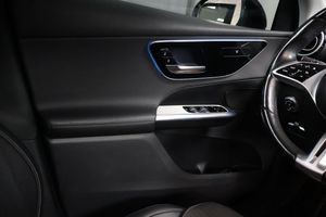 Mercedes GLC300 bild 16