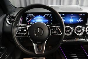 Mercedes EQB300 bild 16