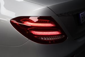 Mercedes E220 bild 10