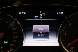 Mercedes E220 bild 17