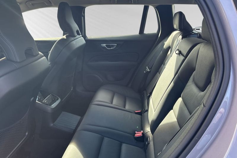 Volvo V60 bild 8