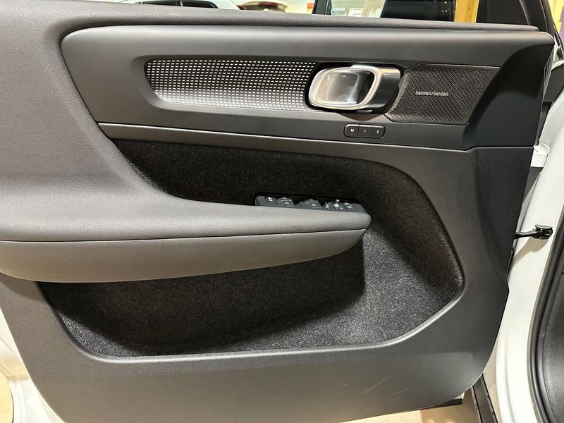 Volvo EC40 bild 15