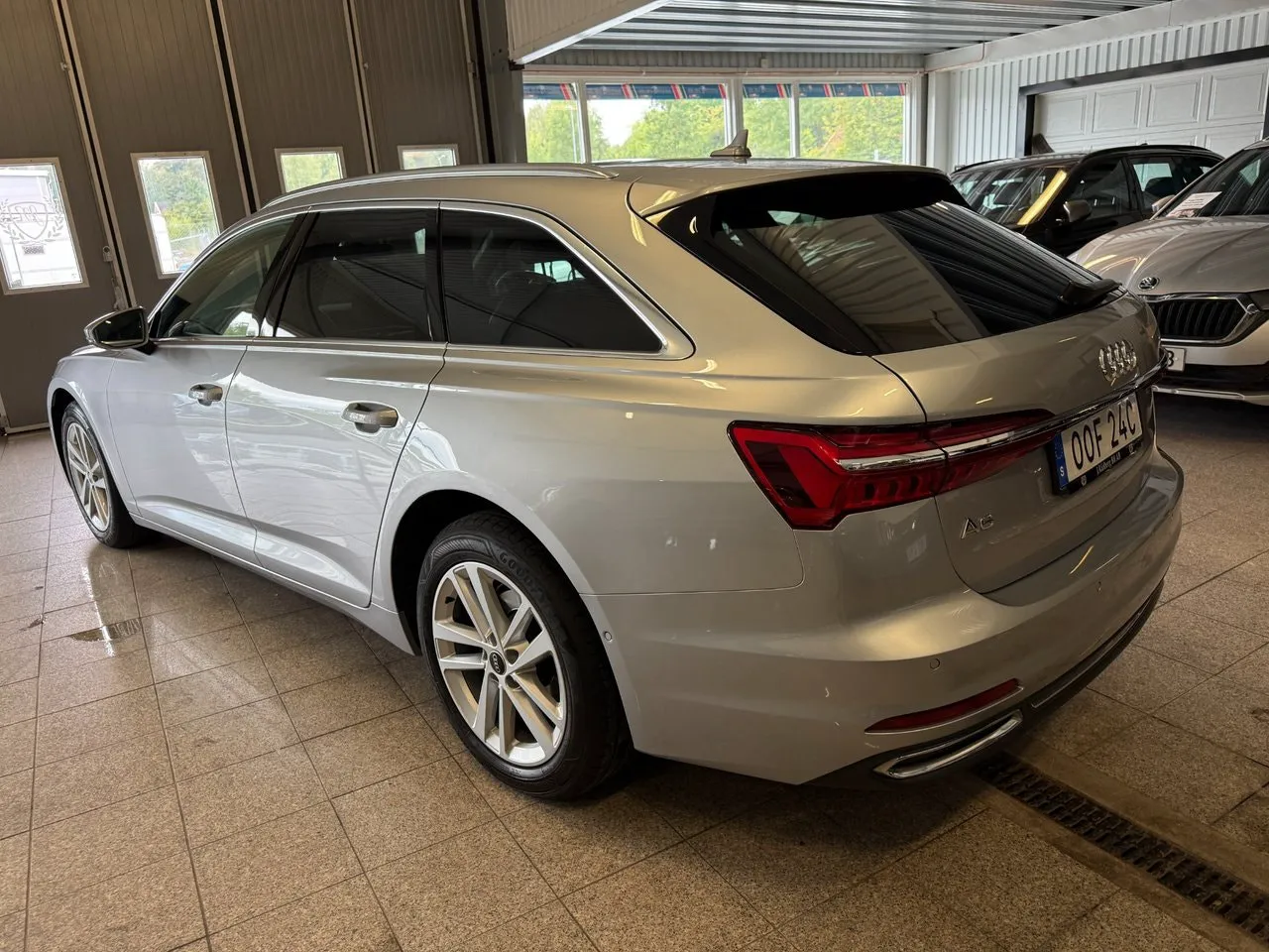 Vehicle image 2