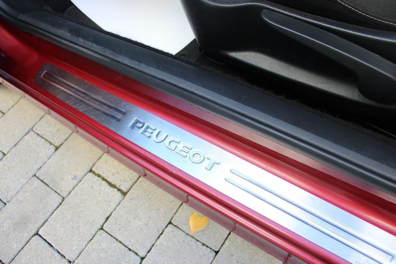 Vehicle image 20