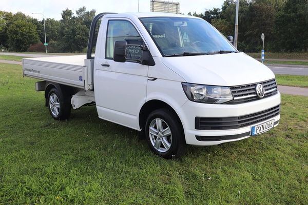 Volkswagen Transporter T6 Chassi Flak 2.0 TDI 150hk Aut Drag Värmare 3-sits - 2017