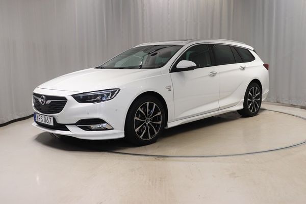 Opel Insignia St 2,0 4x4 260hk Aut Drag Värmare Kamera Läder HUD Pan - 2018