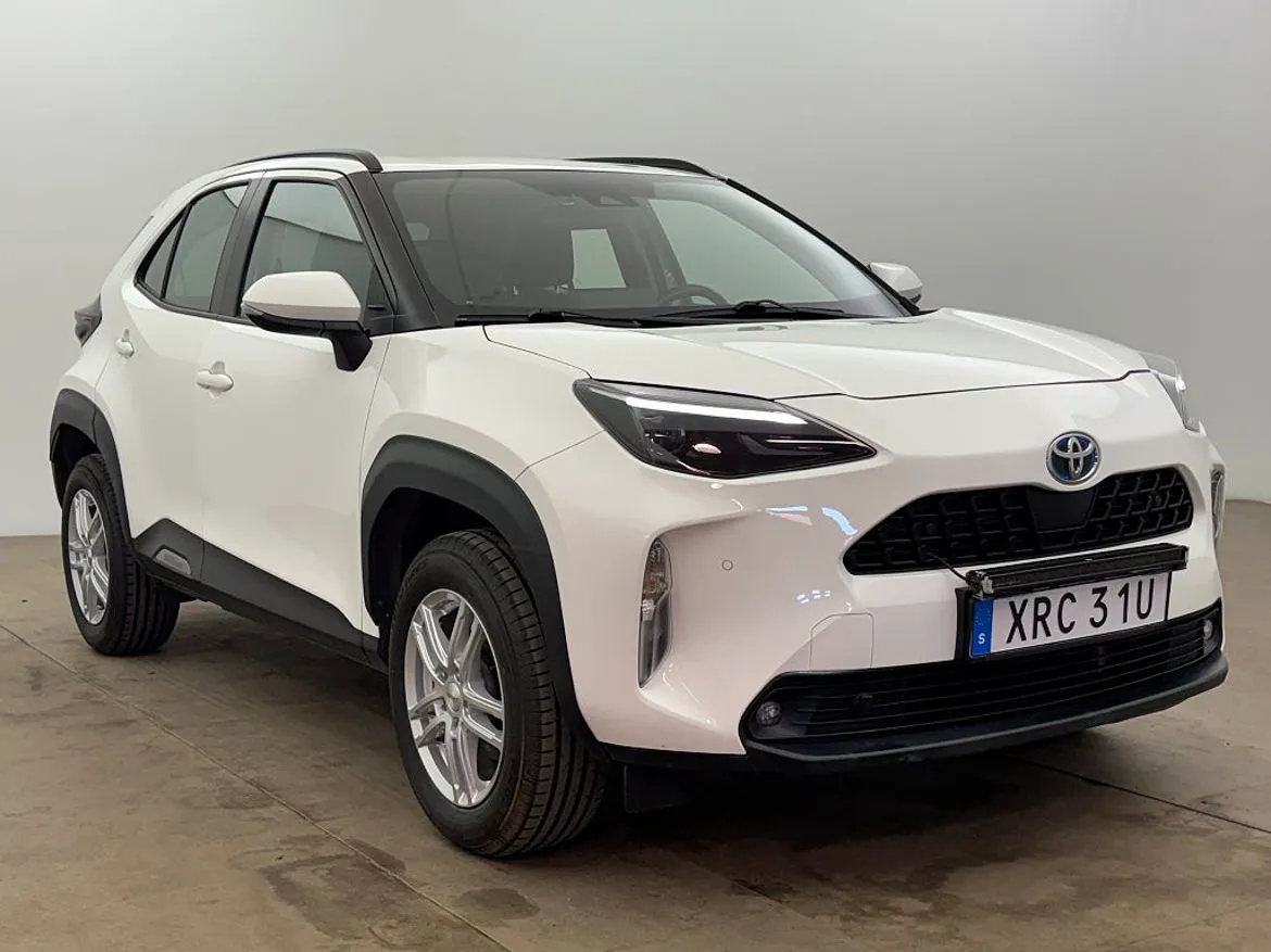 Vehicle image 7