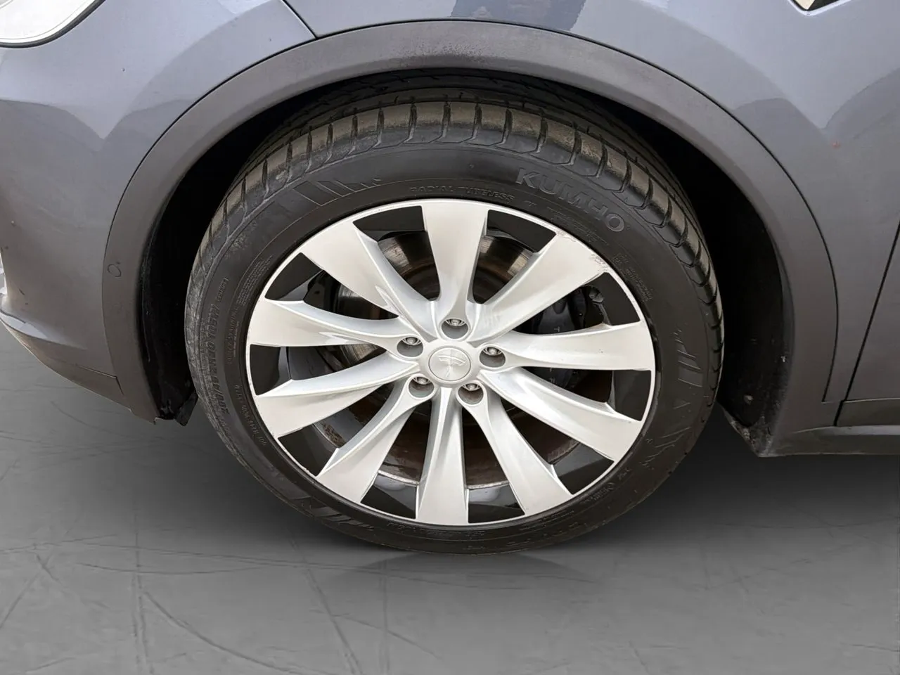 Vehicle image 36