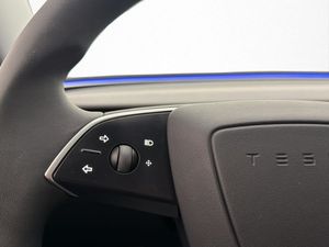 Tesla Model 3 bild 12