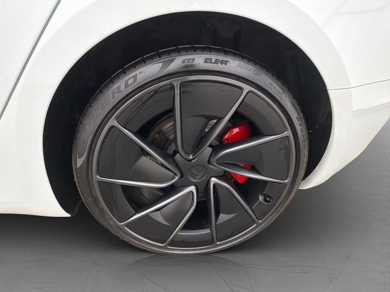 Tesla Model 3 bild 28