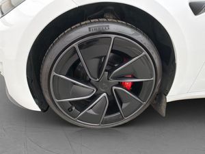 Tesla Model 3 bild 27