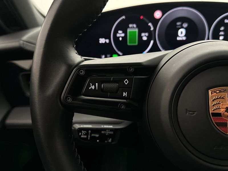 Porsche Taycan bild 31