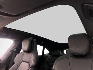 Porsche Taycan bild 12