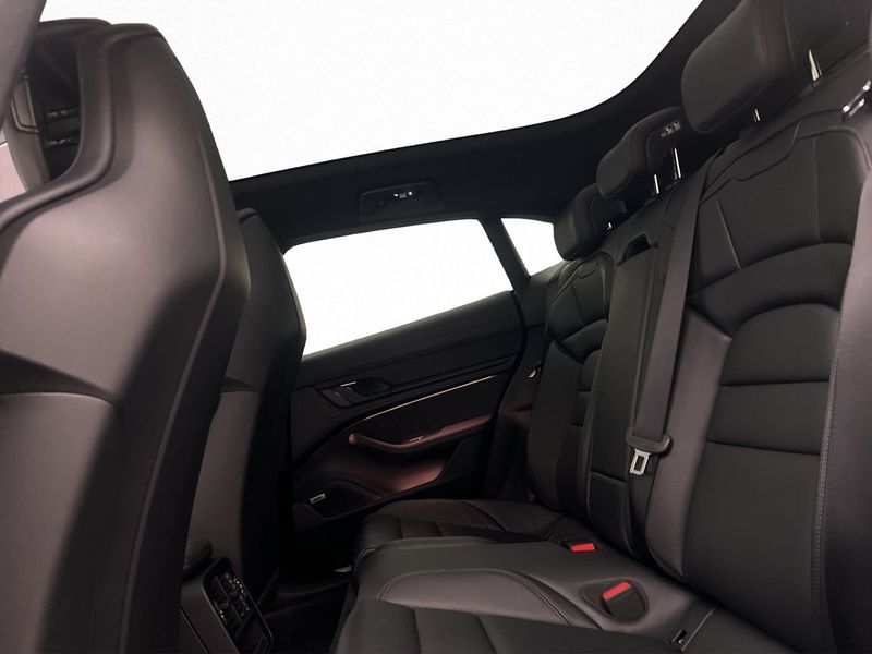 Porsche Taycan bild 13