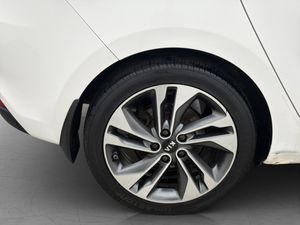 Kia Carens bild 22