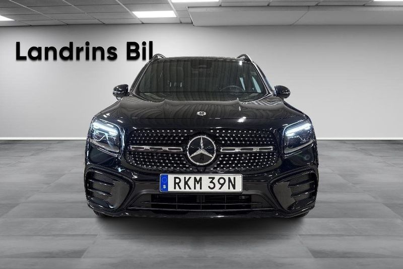 Mercedes GLB220 bild 2