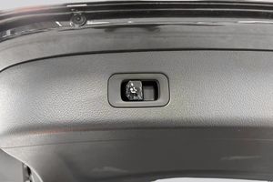 Mercedes GLC300 bild 16