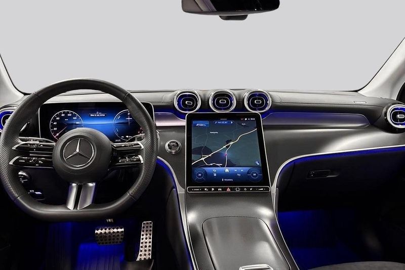 Mercedes GLC300 bild 7