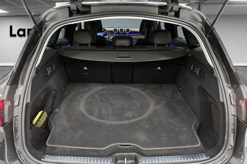 Mercedes GLC300 bild 14
