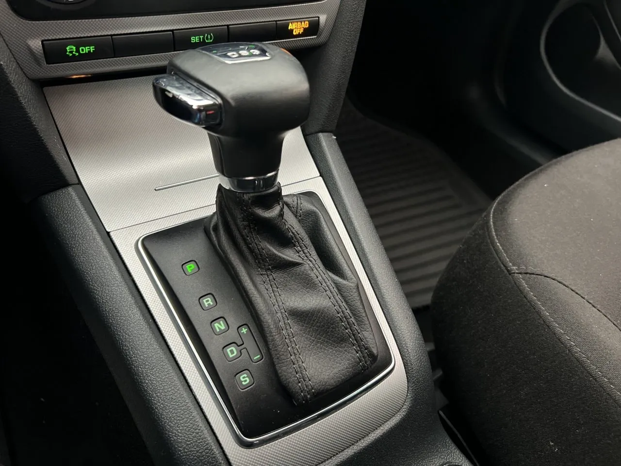 Vehicle image 20